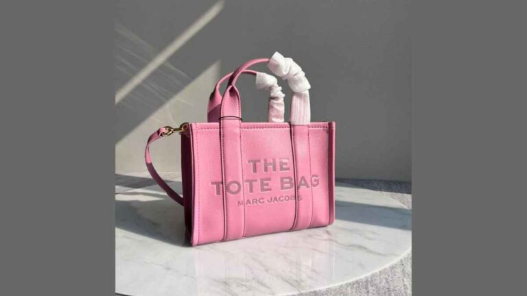 The Tote Bag Marc Jacobs Pink: A Stylish and Functional Accessory